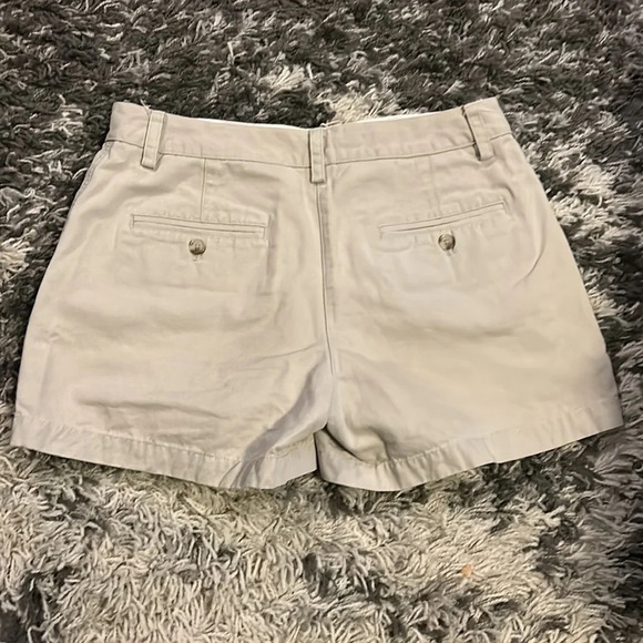 Beige Isaac Mizrahi Shorts - Picture 2 of 3